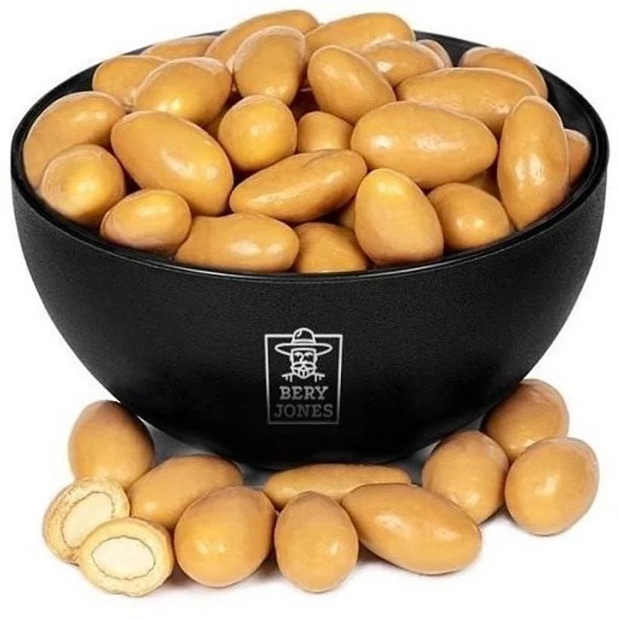 Bery Jones Mandeln in gesalzenem Karamell 250g